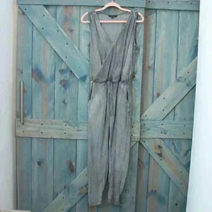 Gray Jumpsuit Velvet Heart Athena Tencel Size Small